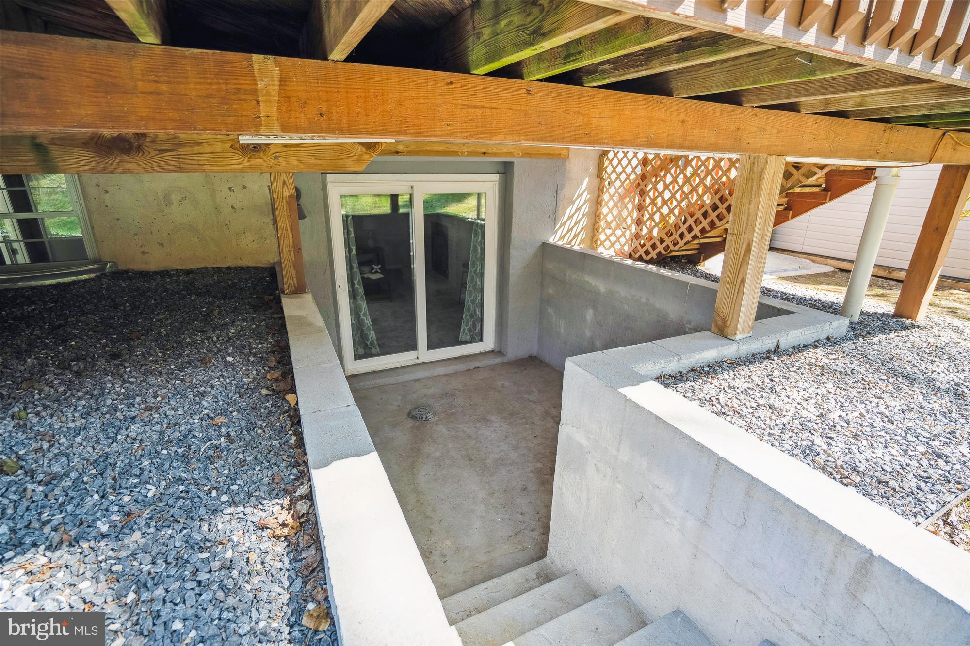 61 Barrensdale Dr