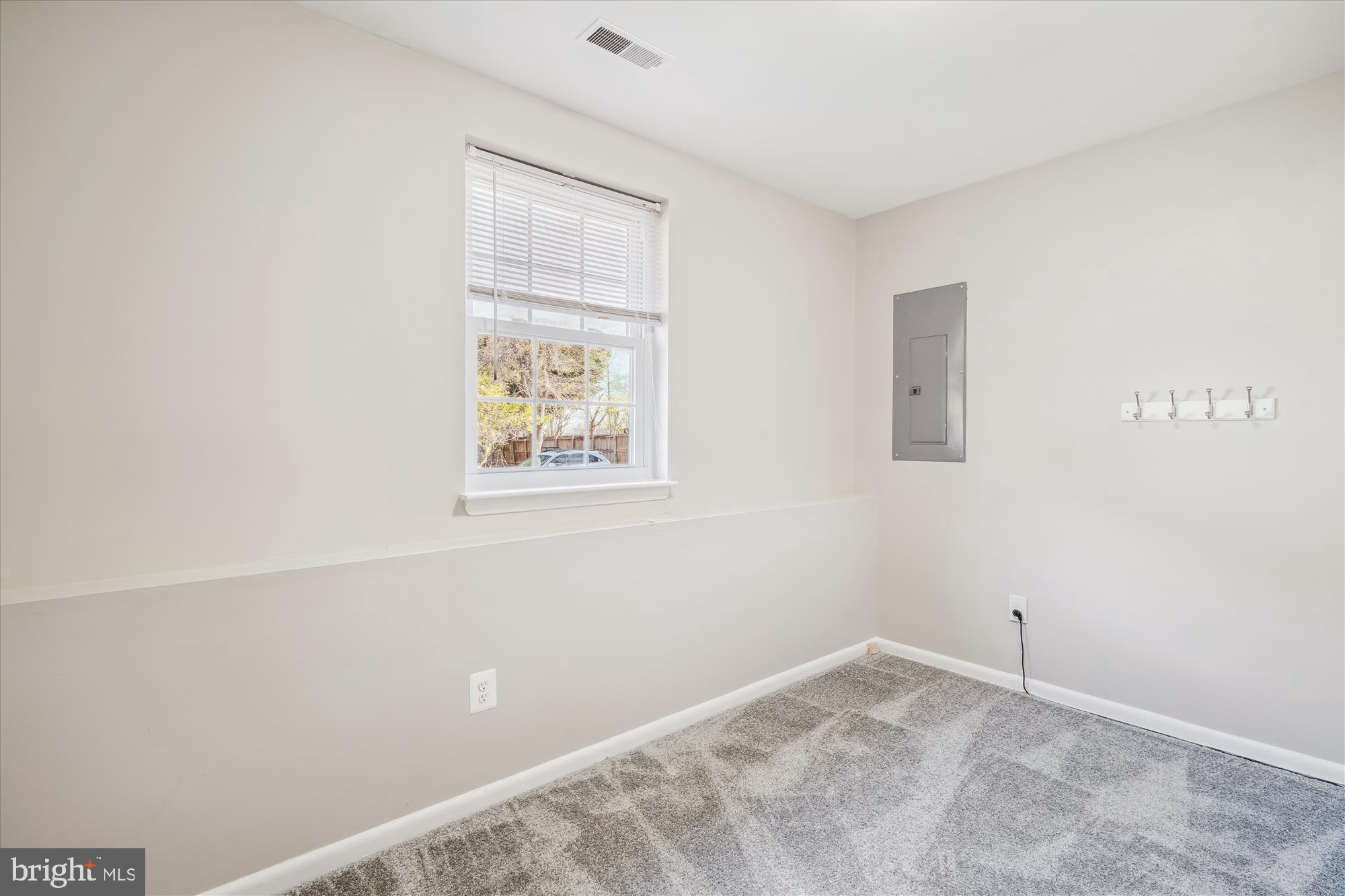 61 Barrensdale Dr