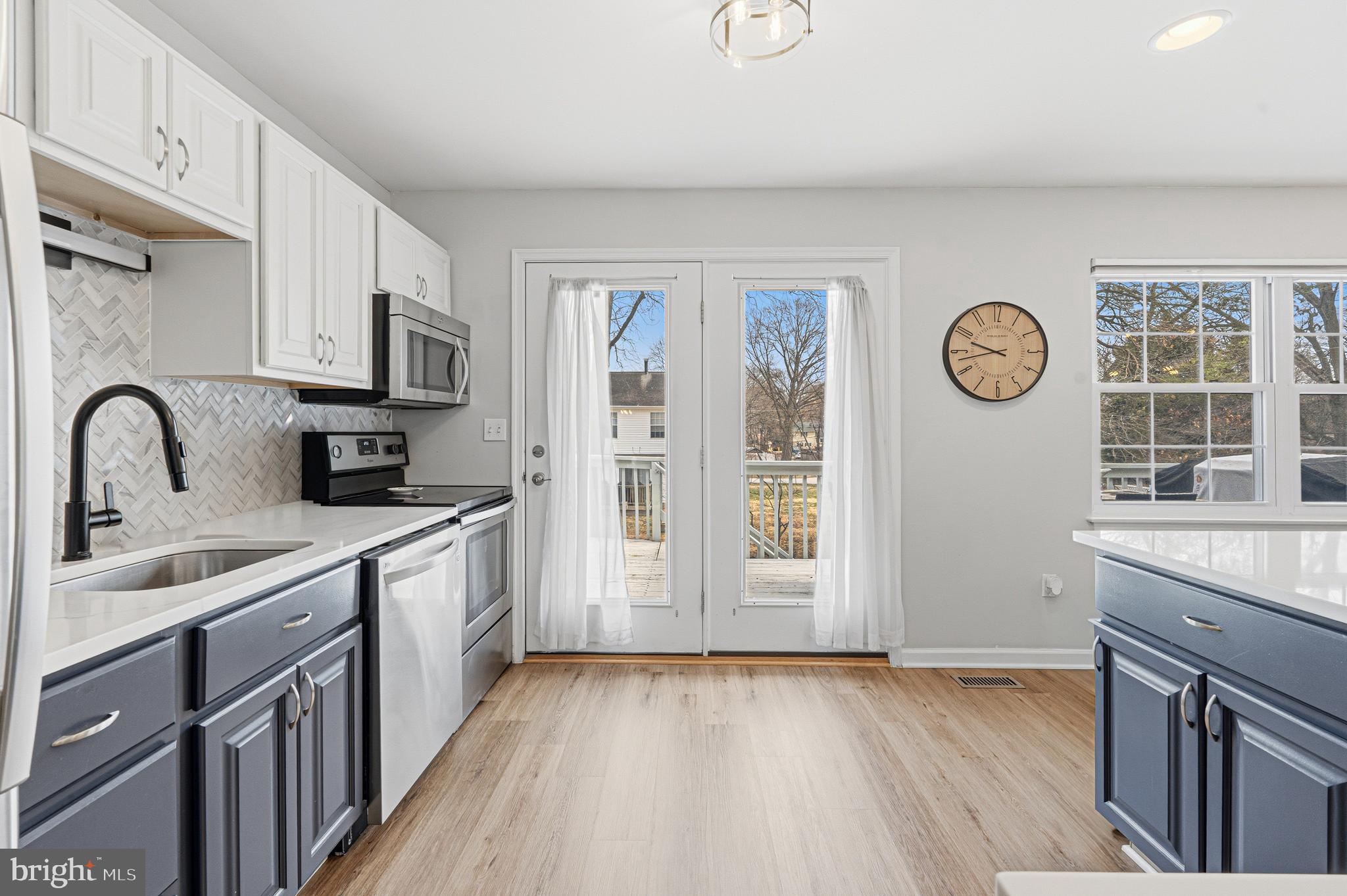 243 9TH STREET