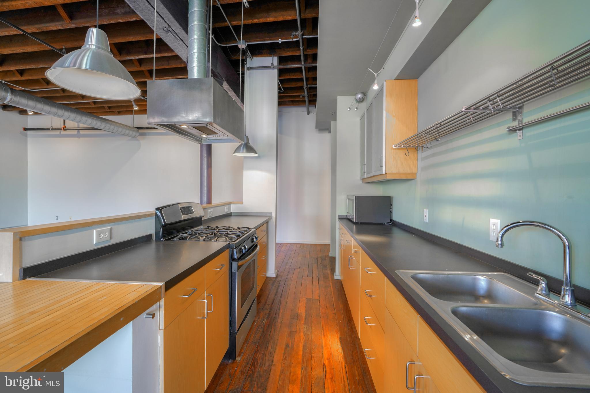 1000 S Charles St #203
