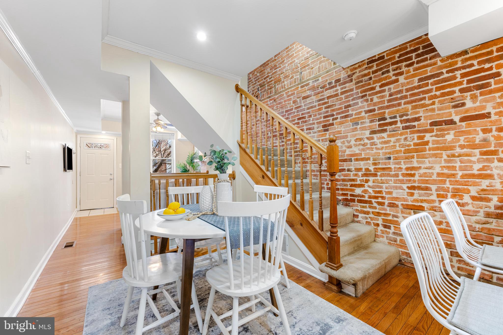 1128 Scott St