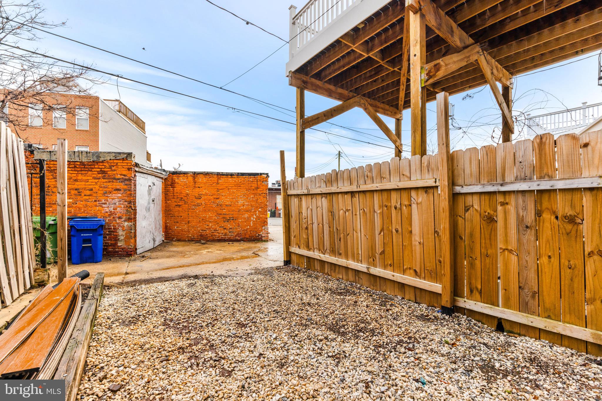 1141 Scott St