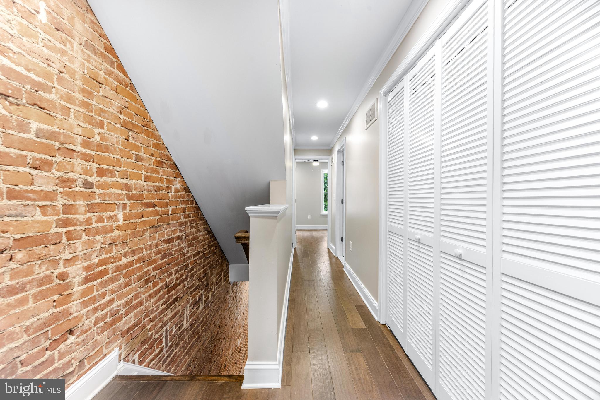 3104 FOSTER AVENUE