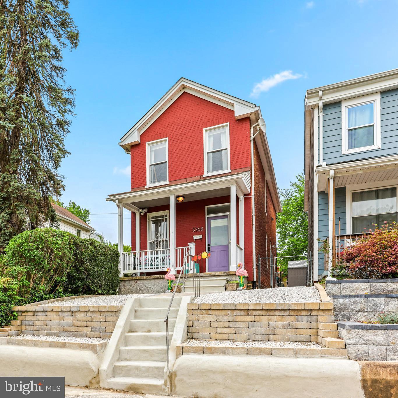3368 HICKORY AVENUE