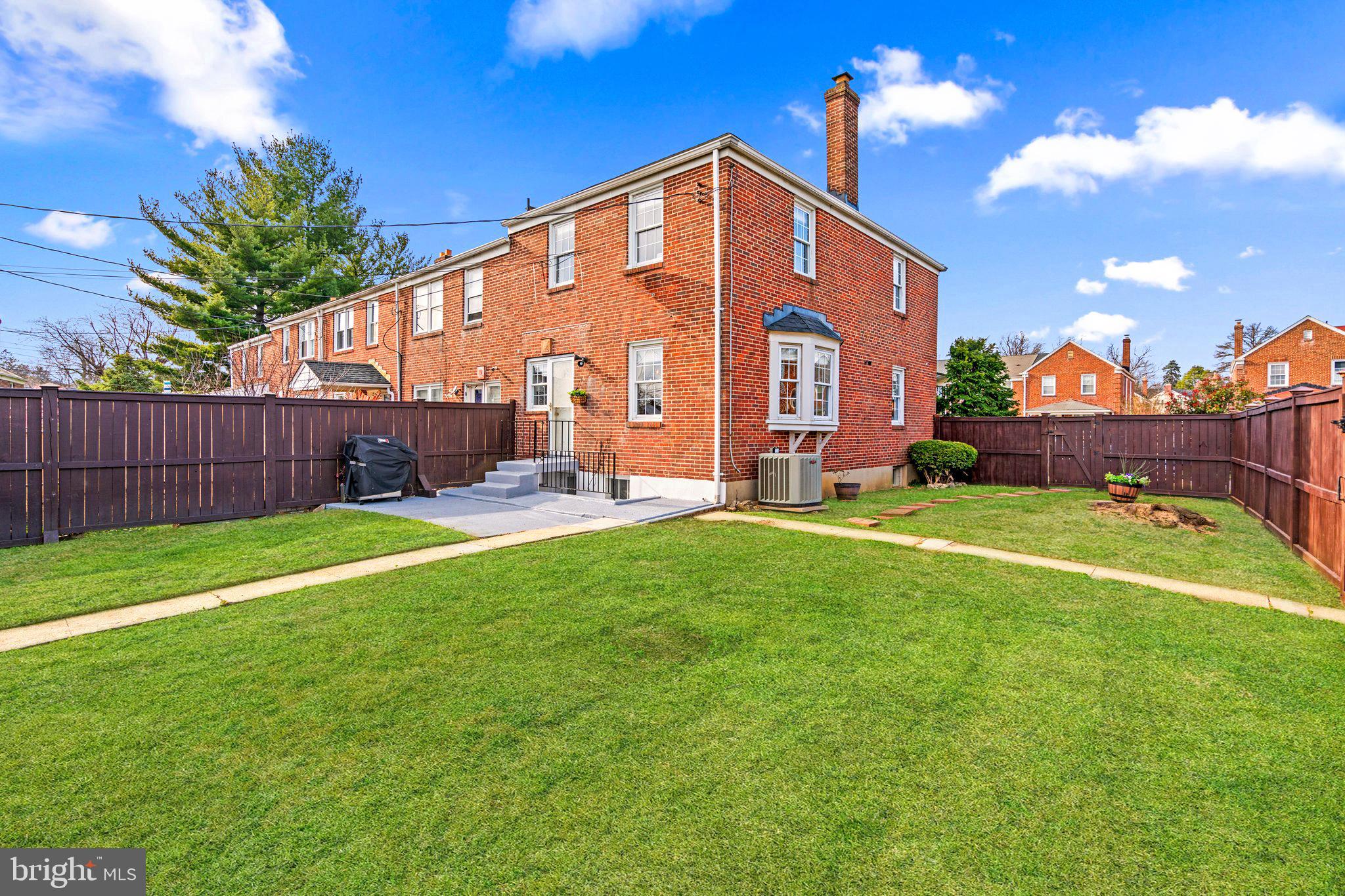219 Blakeney Rd