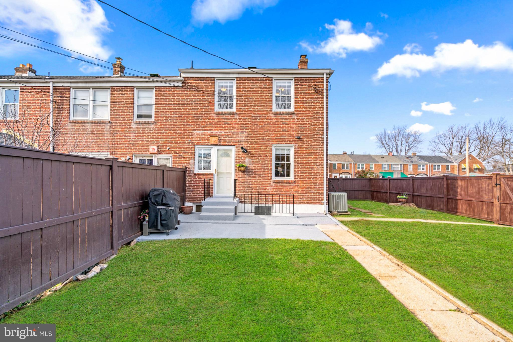 219 Blakeney Rd
