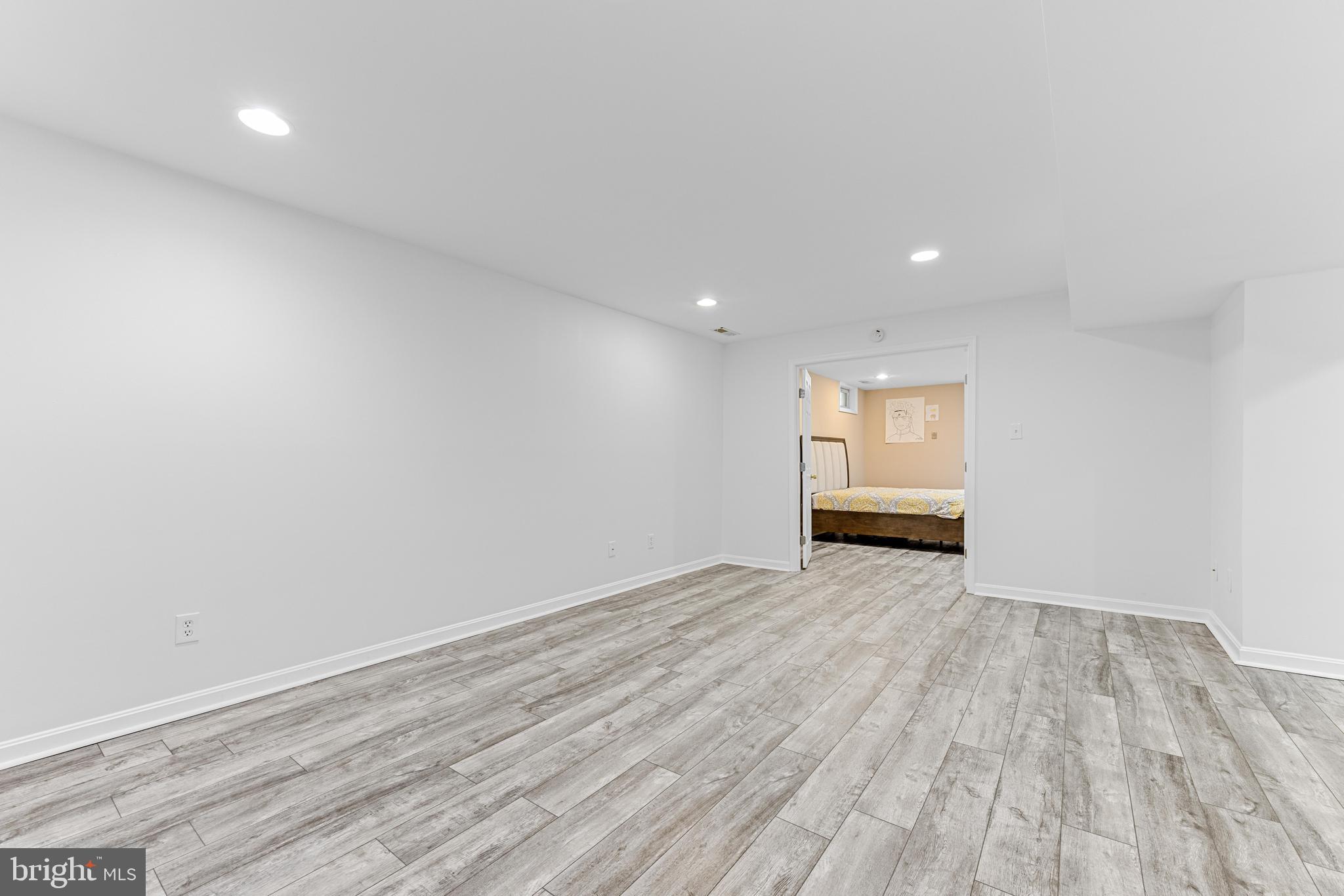 8218 Selwin Ct