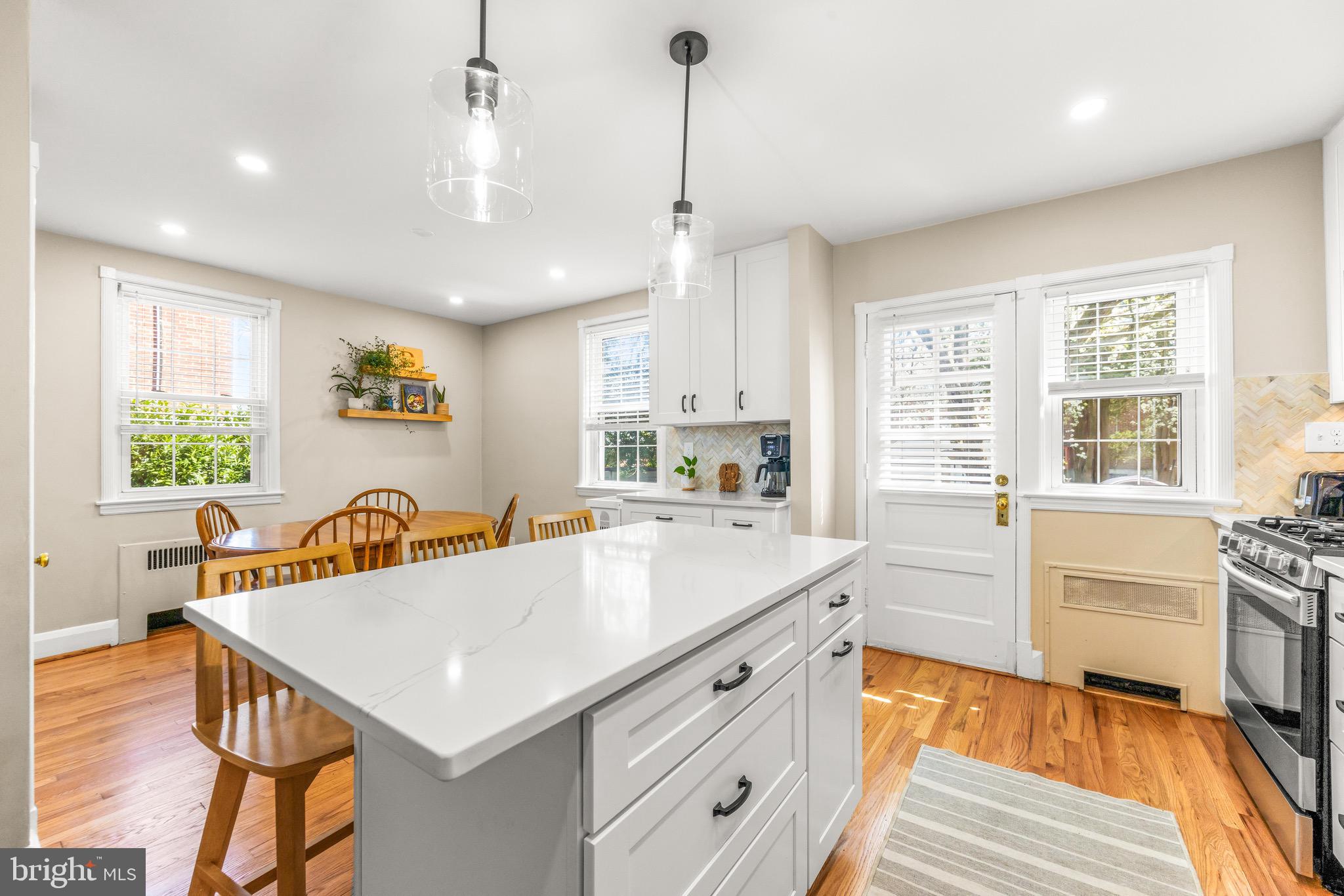 43 Murdock Rd