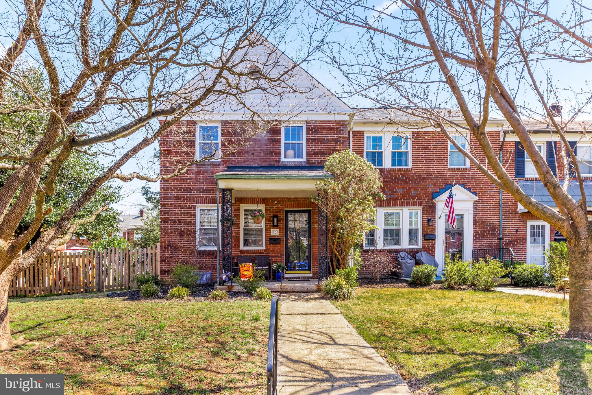 43 Murdock Rd