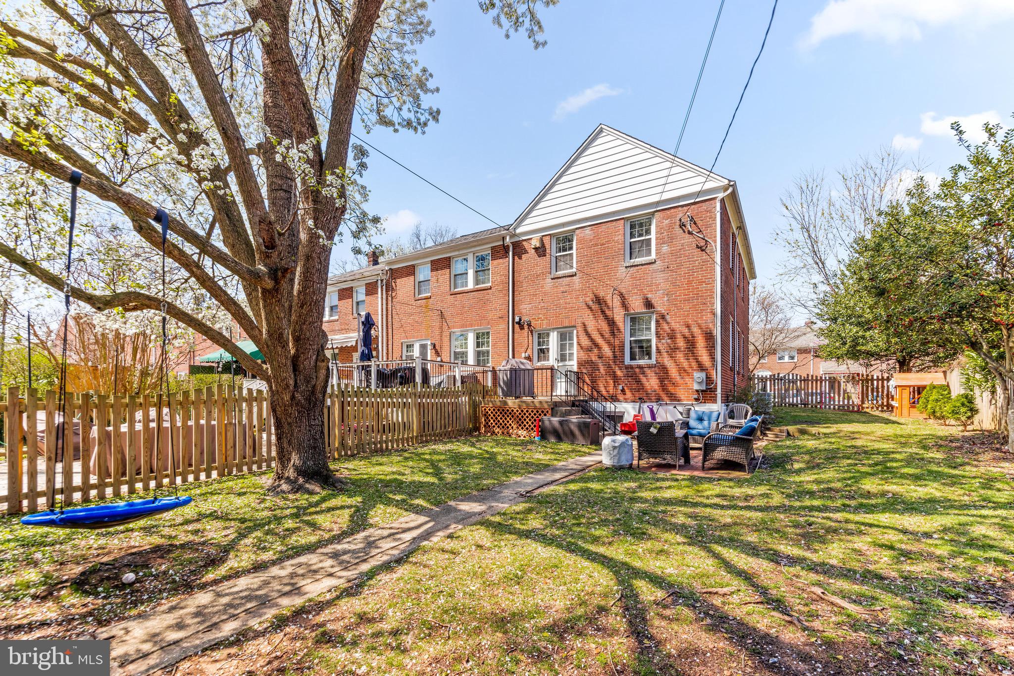 43 Murdock Rd