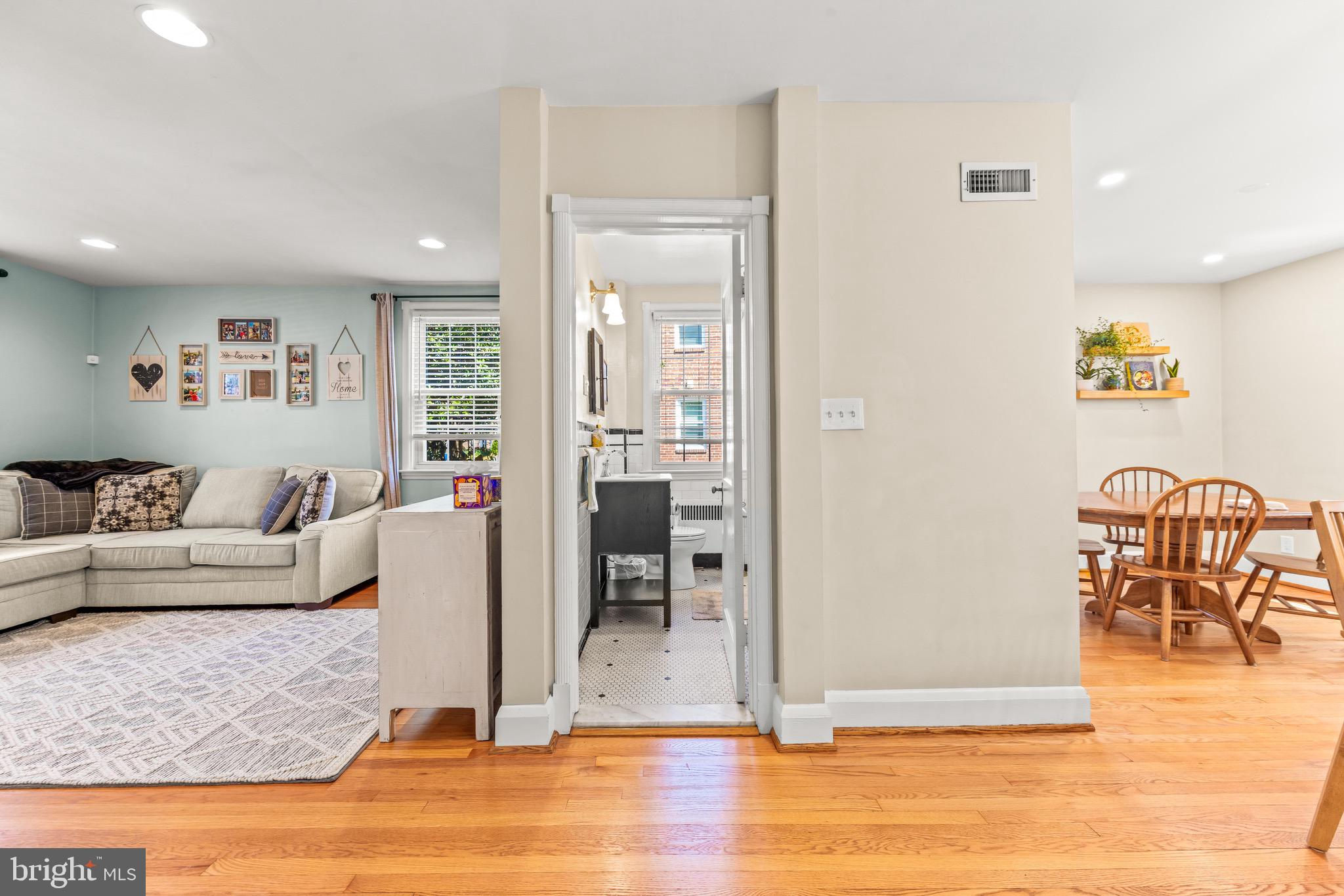 43 Murdock Rd