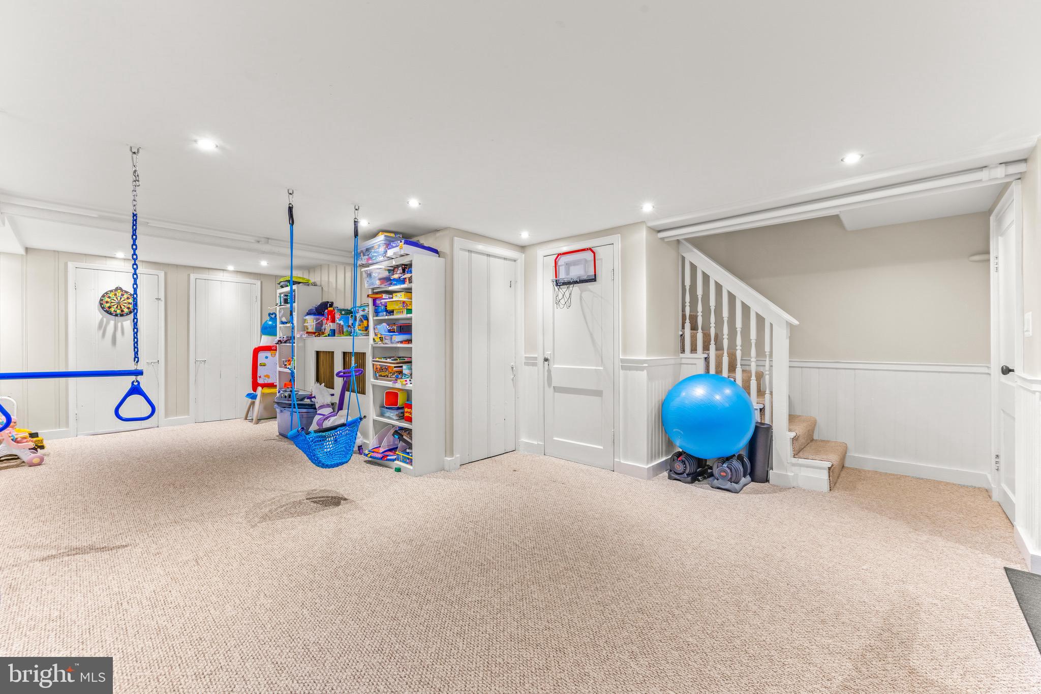 43 Murdock Rd