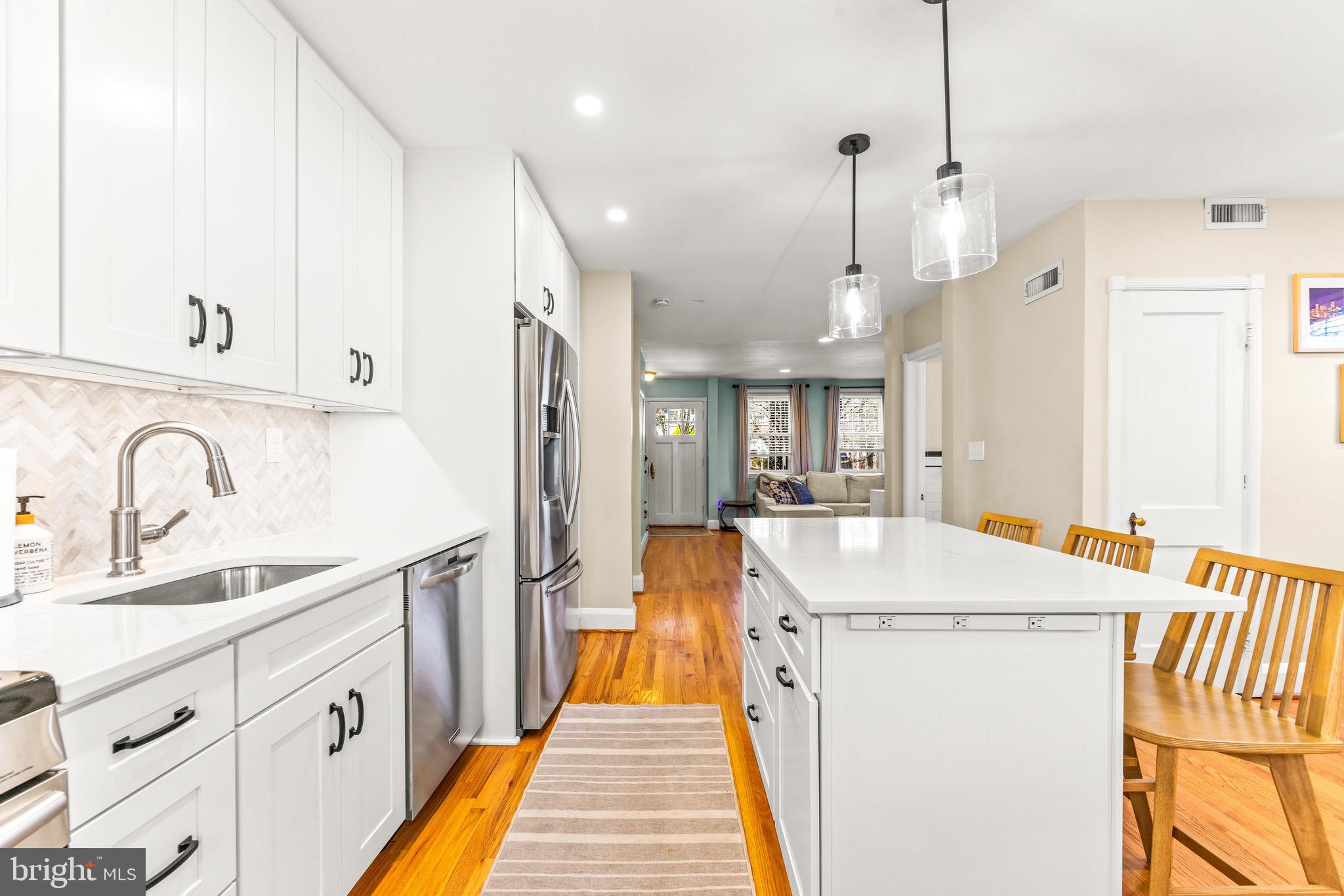 43 Murdock Rd