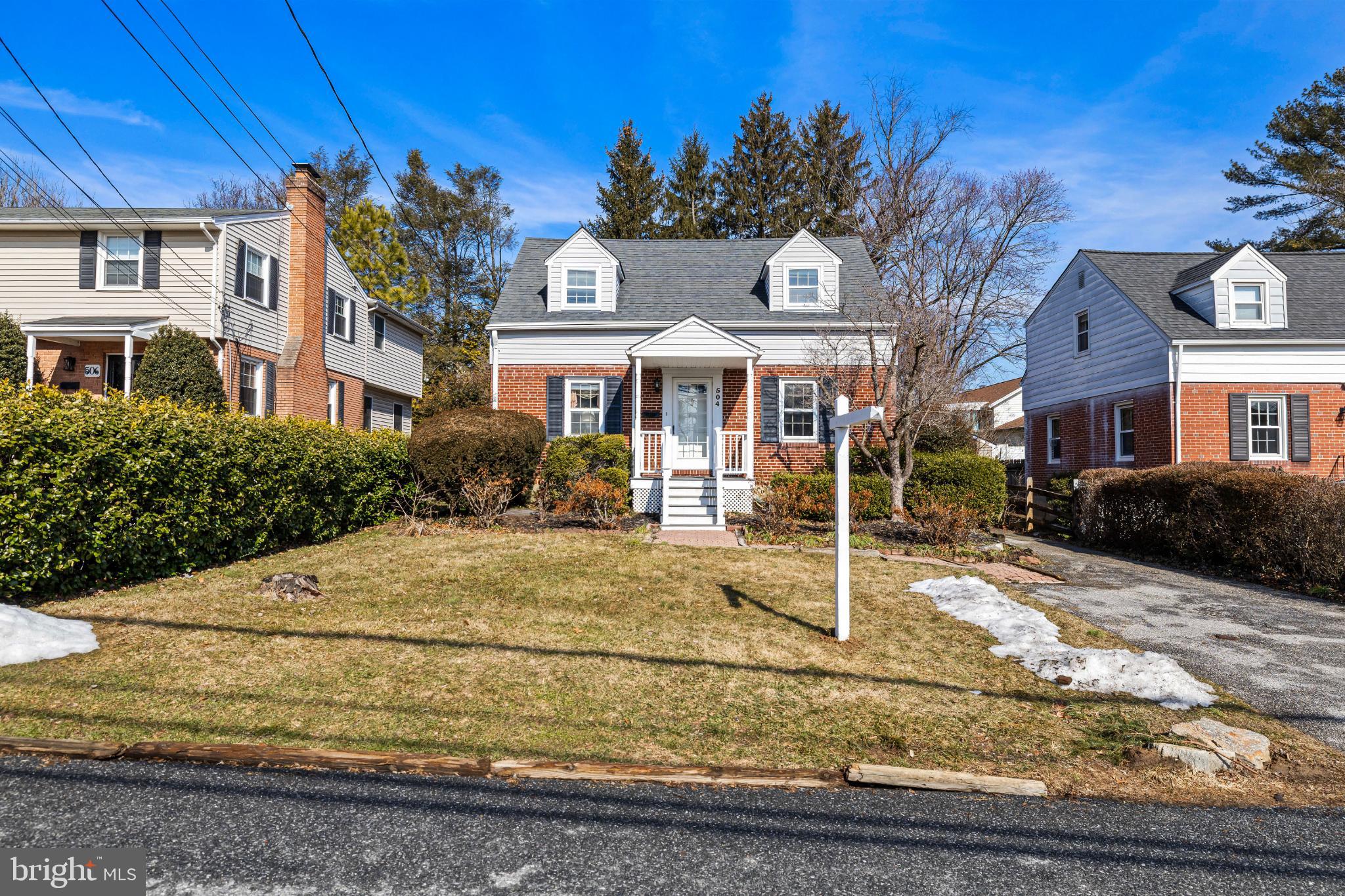 504 TOWSON AVENUE