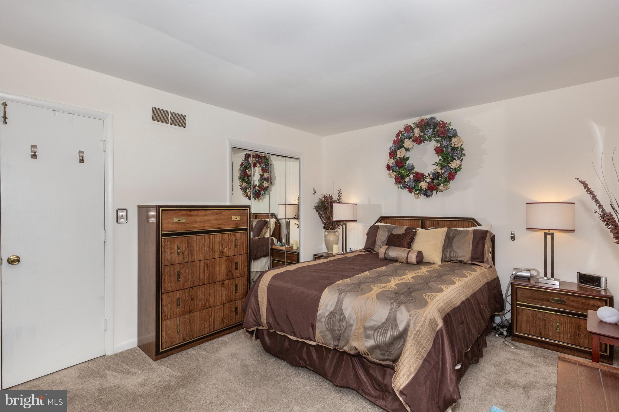 1111 Courtland Dr