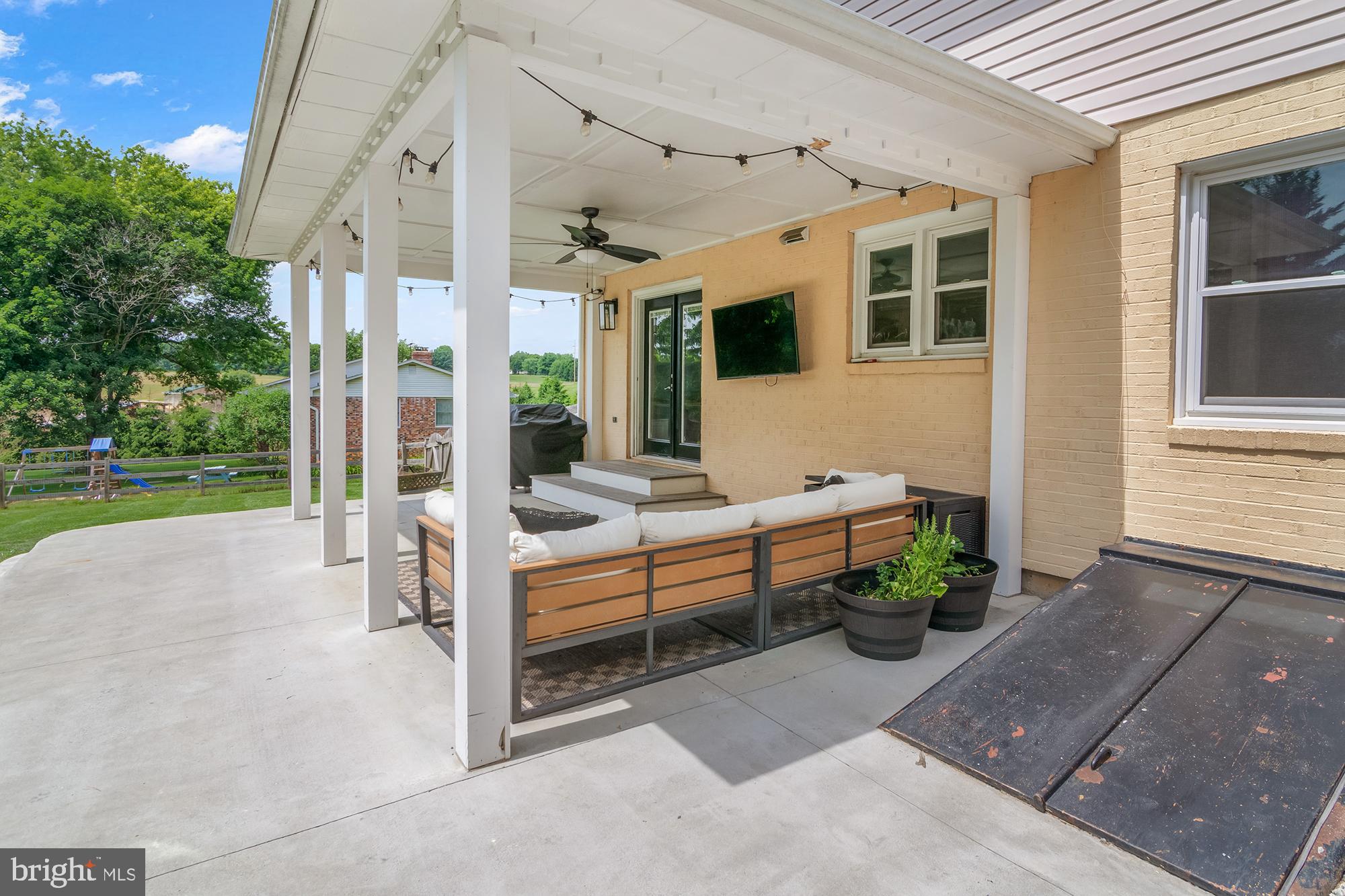 109 ROCKVALE ROAD