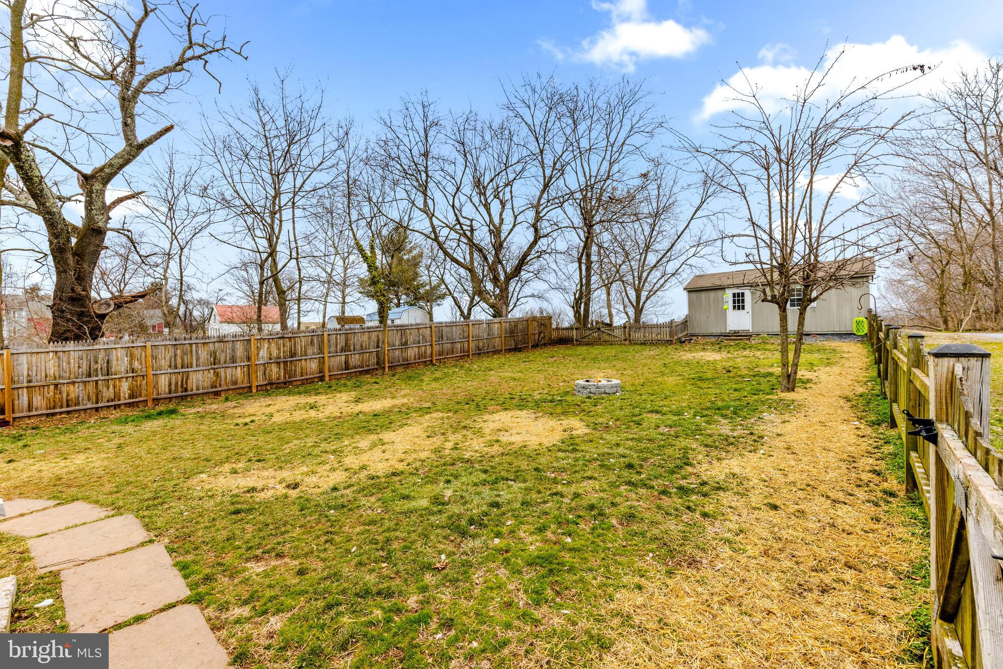 5148 Doubs Rd