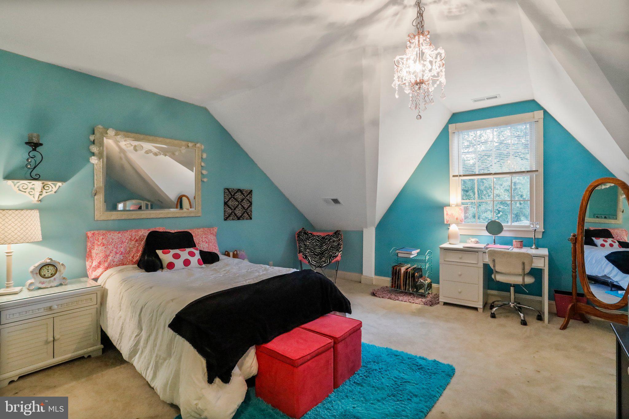 5031 Morning Star Dr