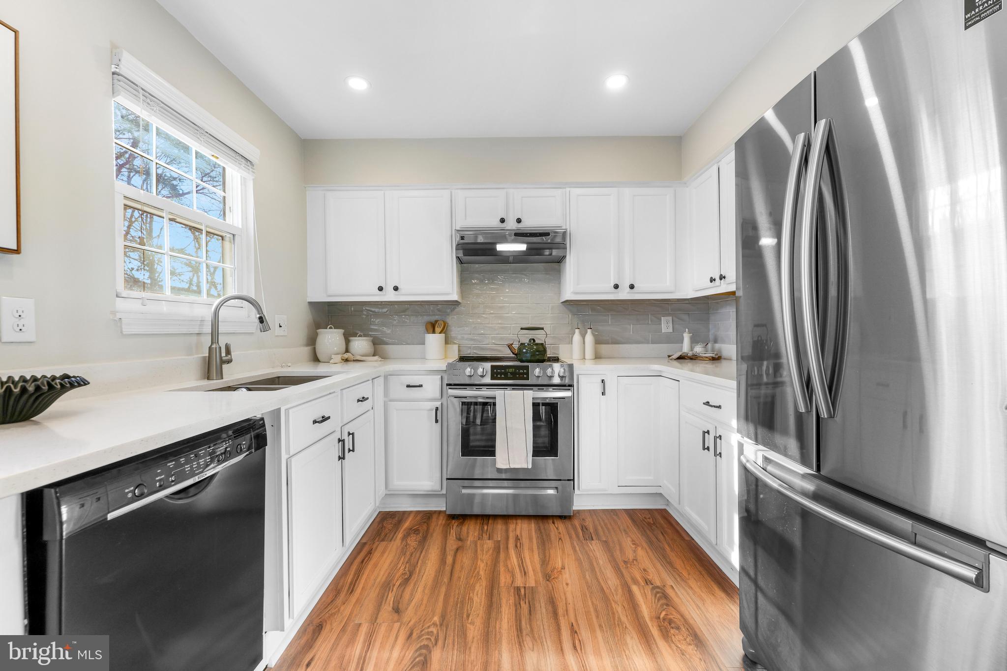 7002 DUCKETTS LANE 44-4