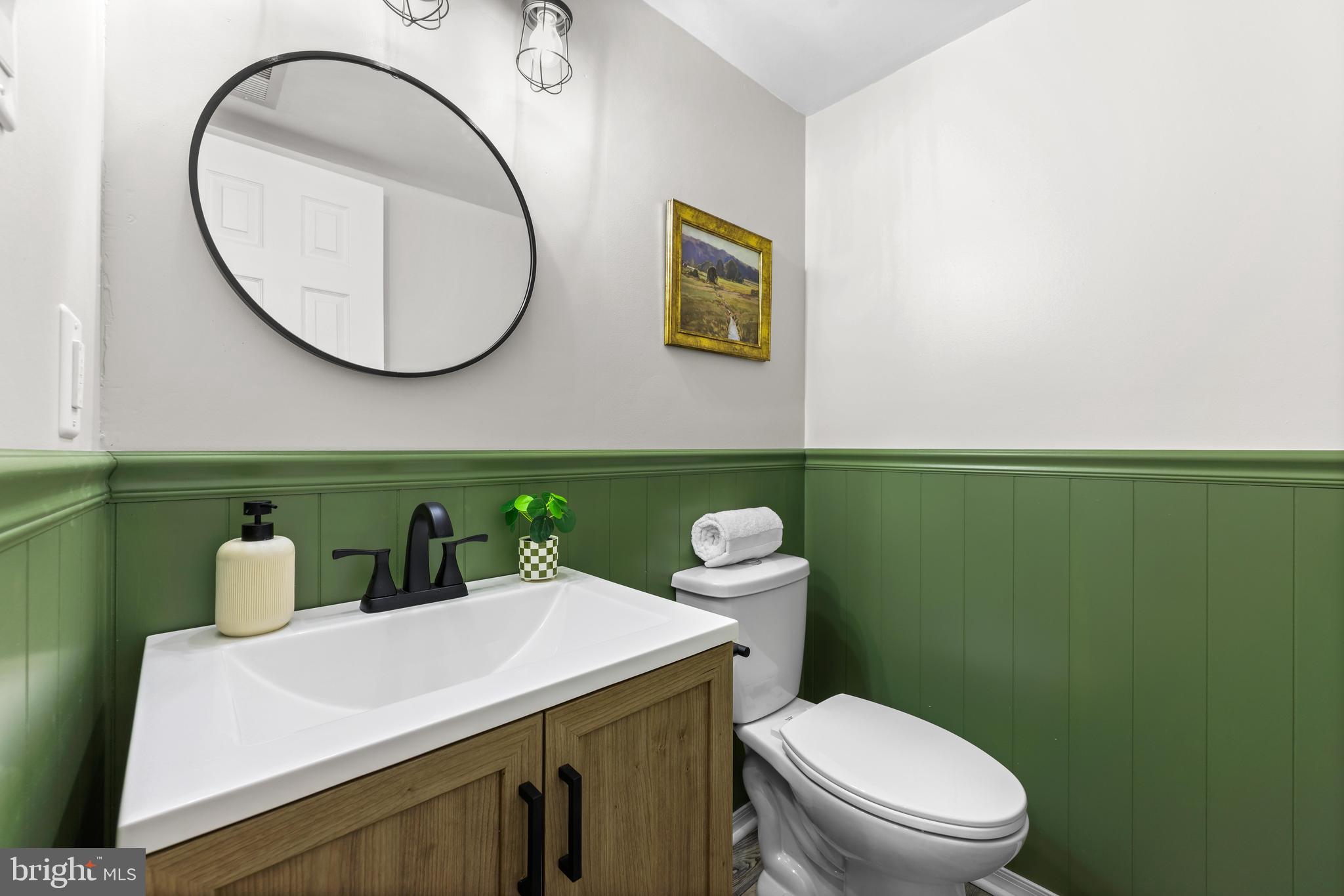 7002 DUCKETTS LANE 44-4