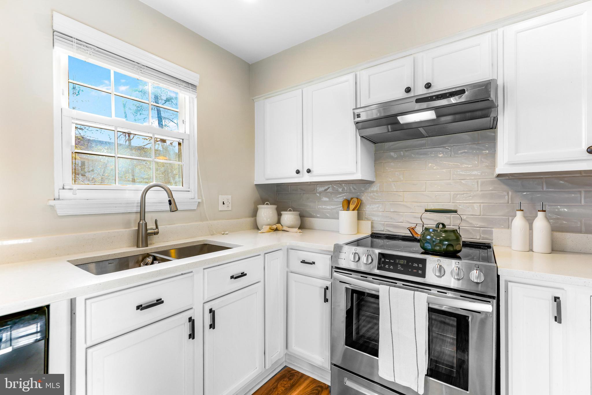 7002 DUCKETTS LANE 44-4