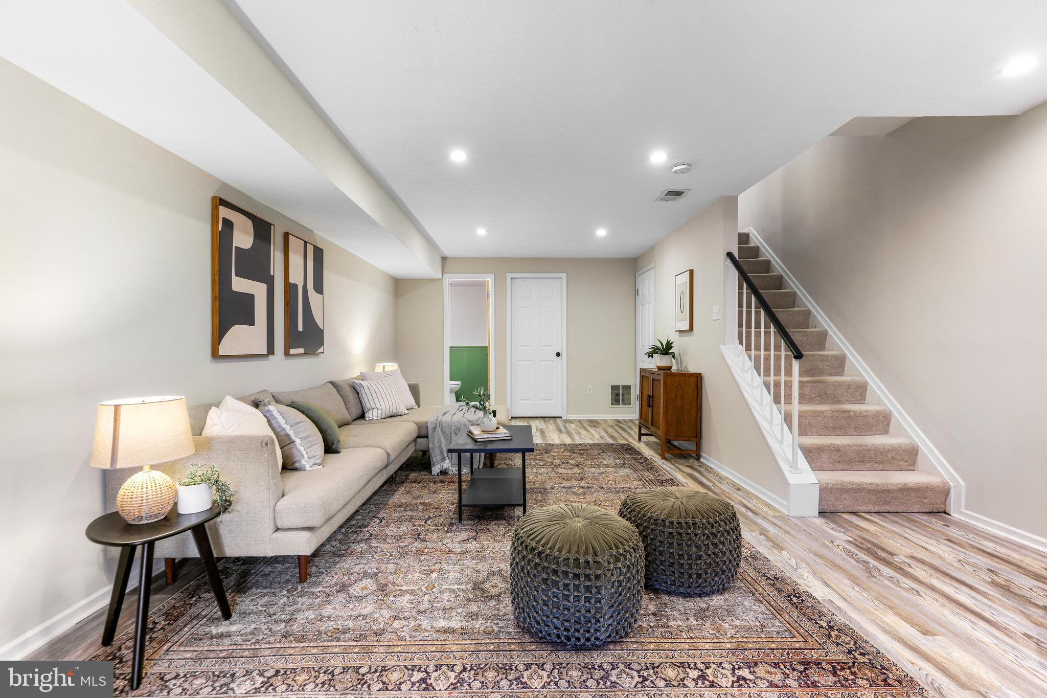 7002 DUCKETTS LANE 44-4