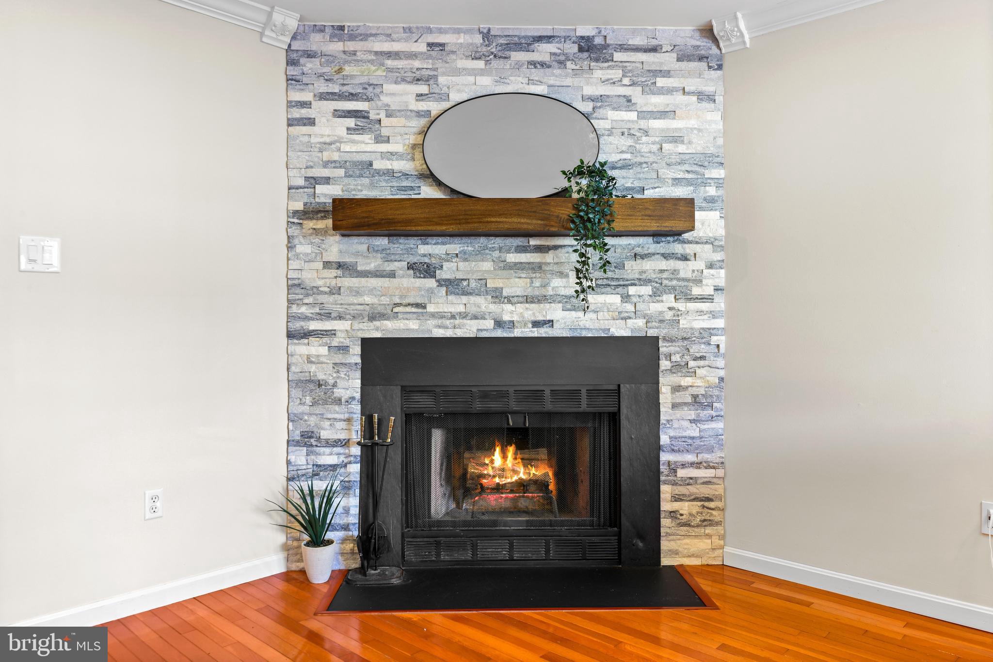 7002 DUCKETTS LANE 44-4