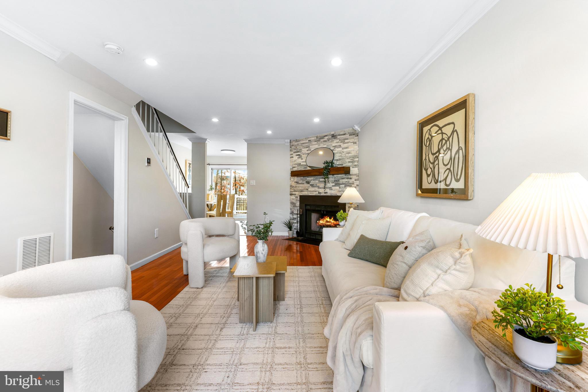 7002 DUCKETTS LANE 44-4