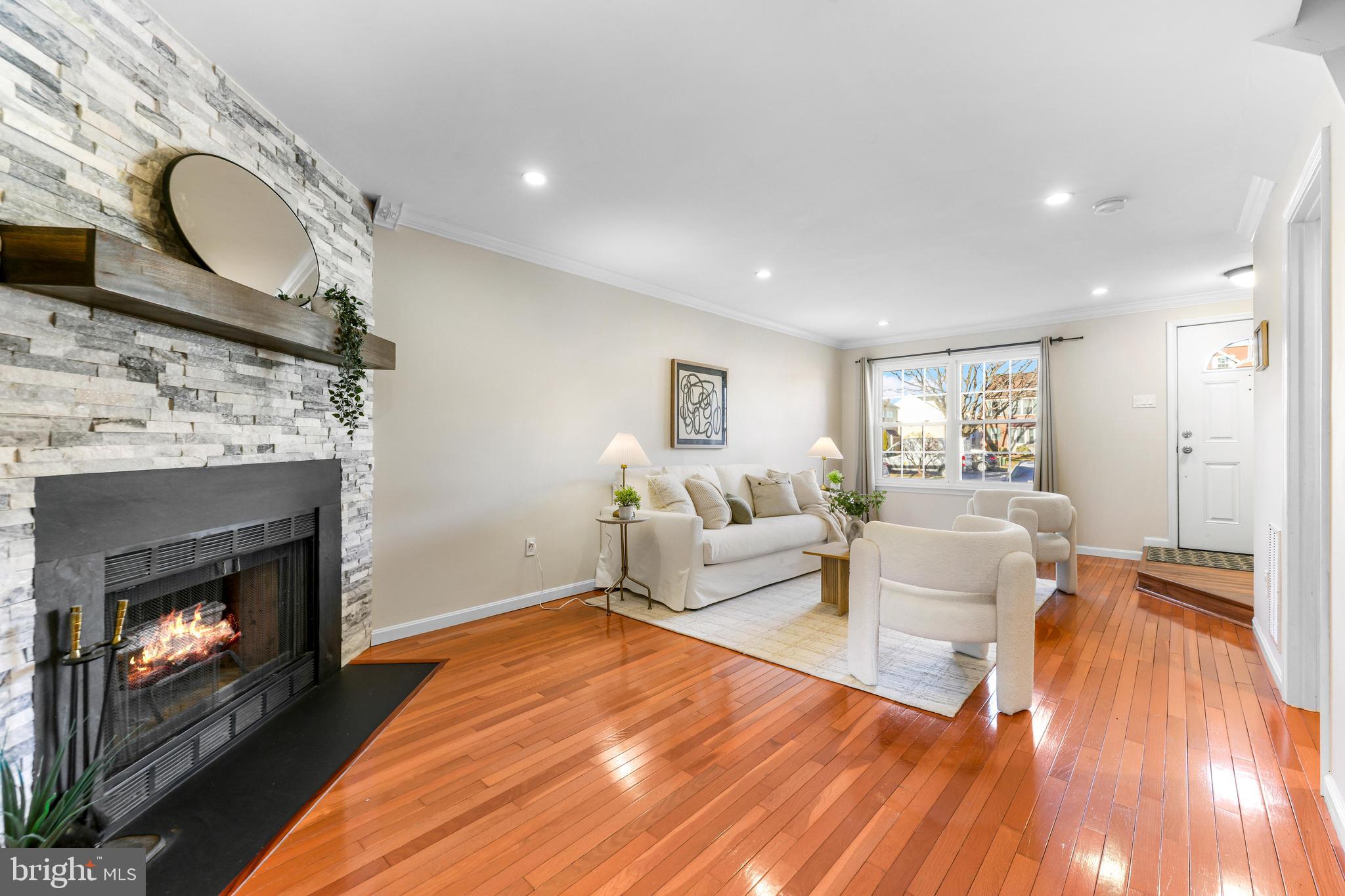 7002 DUCKETTS LANE 44-4