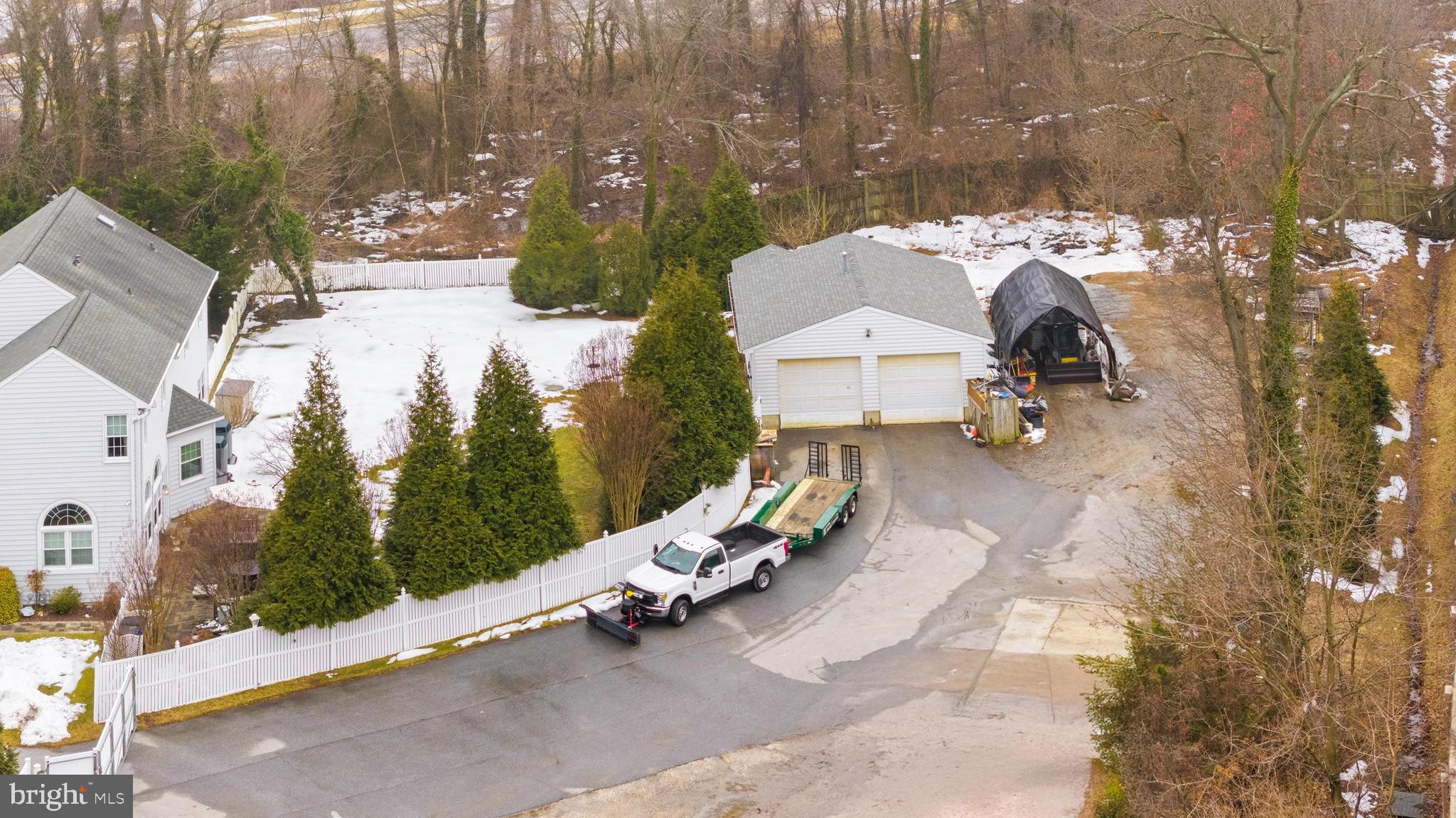 6550 LAWYERS HILL ROAD