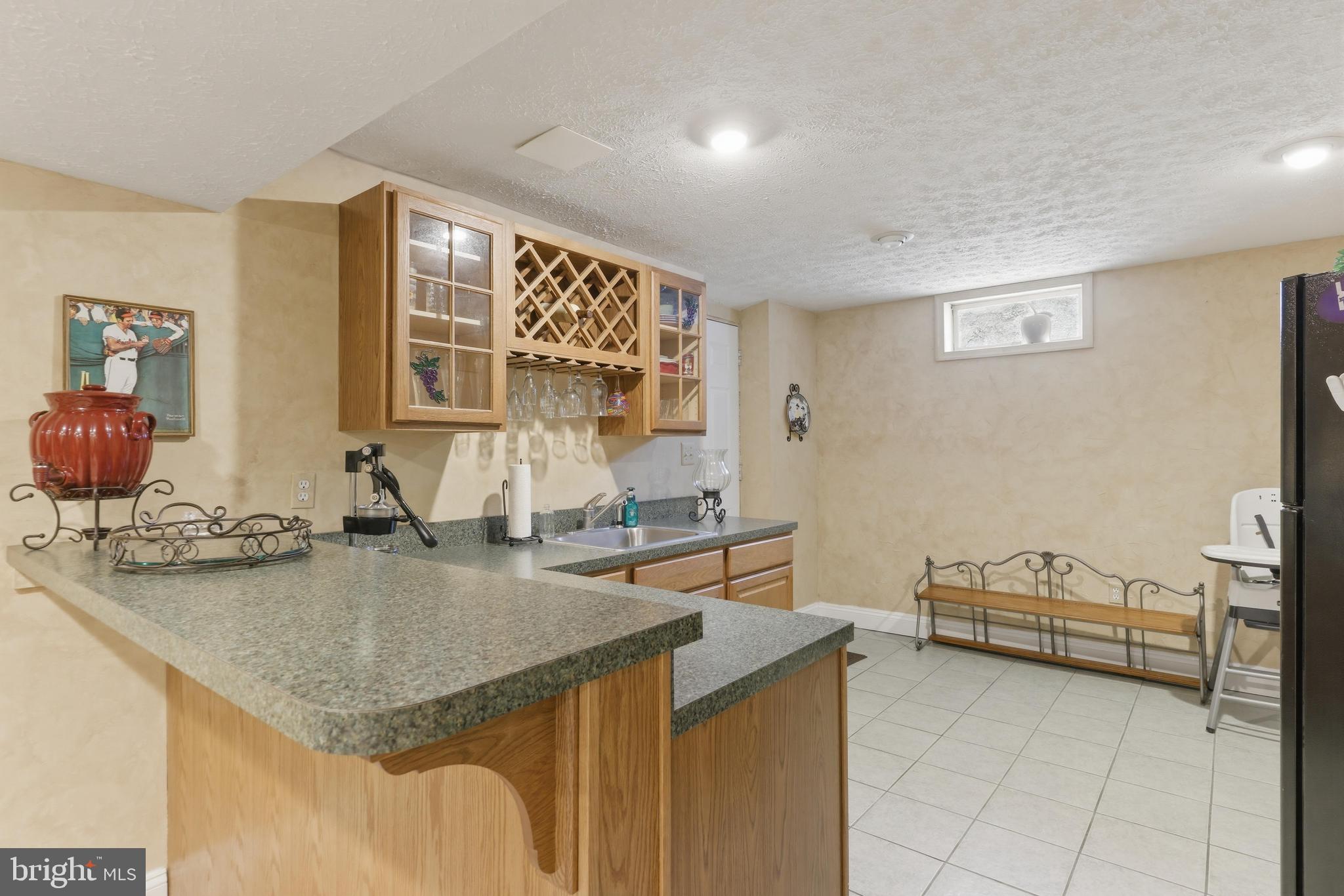 6550 LAWYERS HILL ROAD