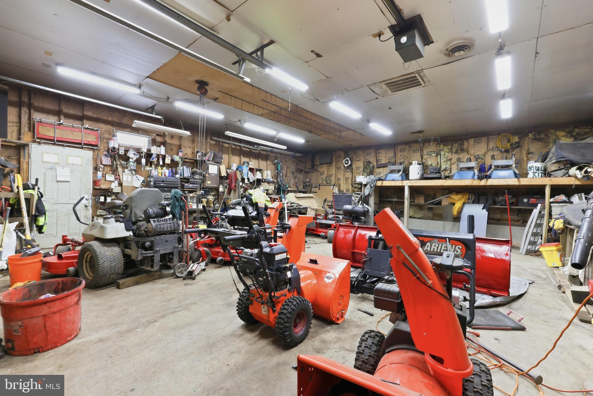 6550 LAWYERS HILL ROAD