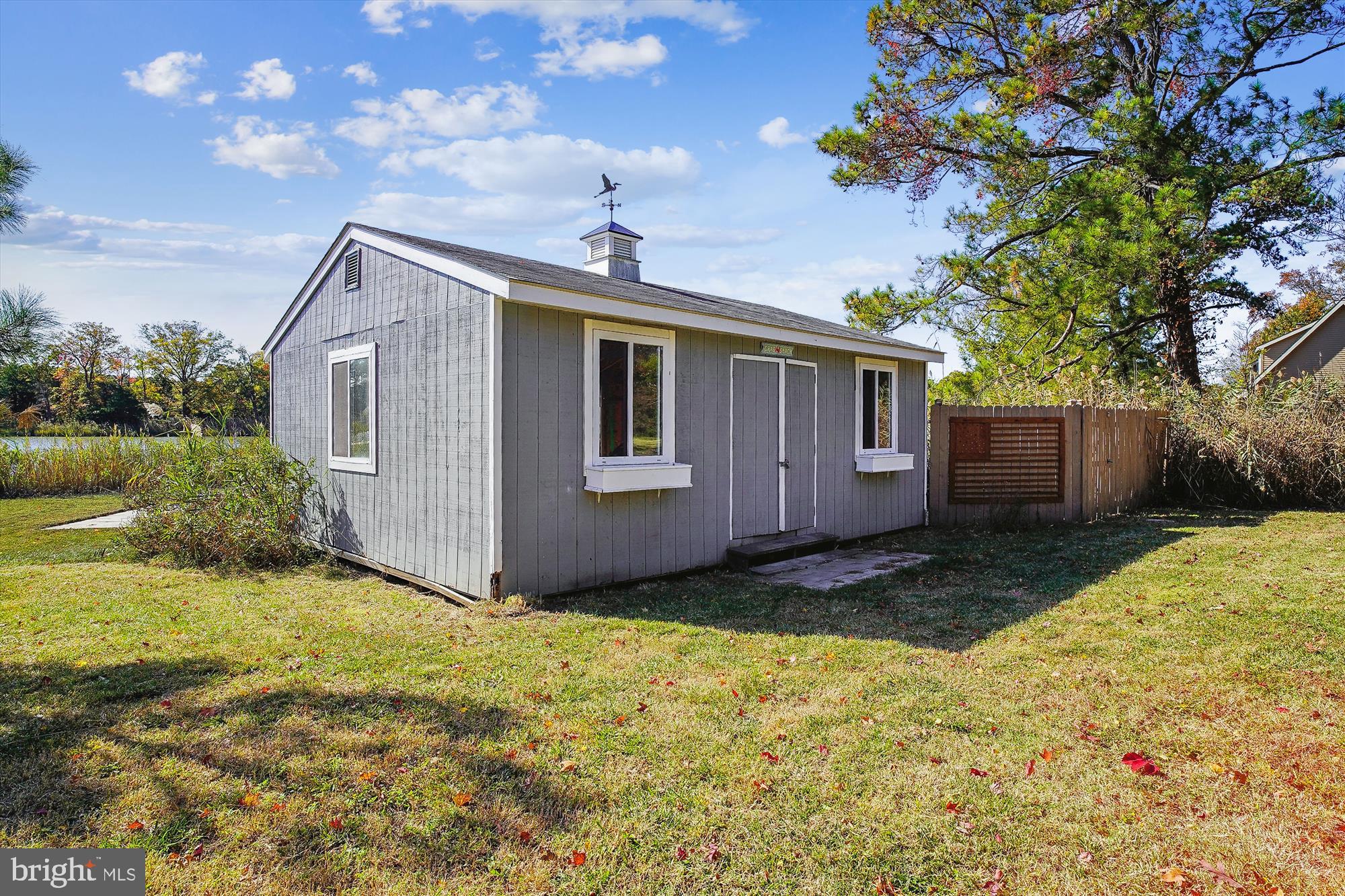 130 GREAT NECK RD