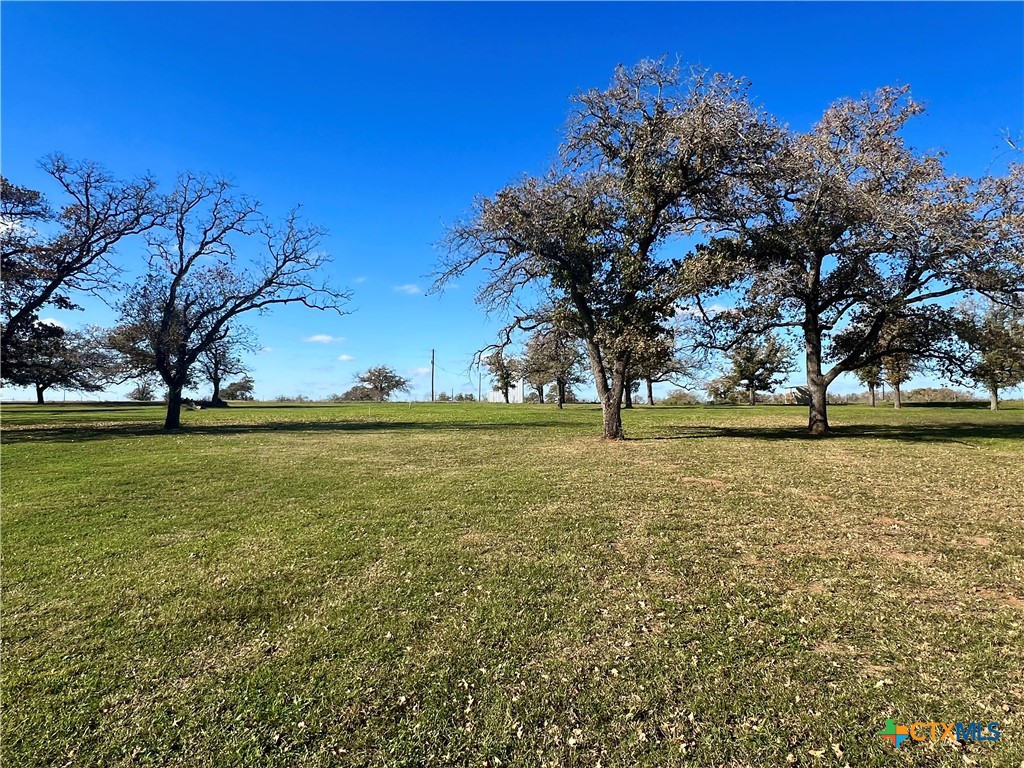 3282 E Highway 97