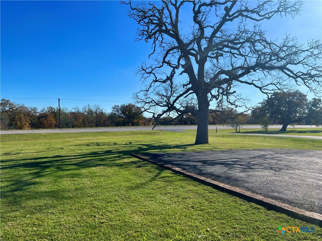 3282 E Highway 97