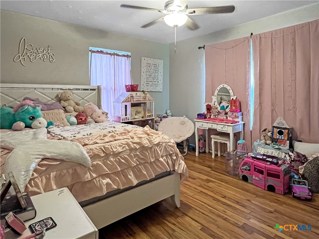3282 E Highway 97