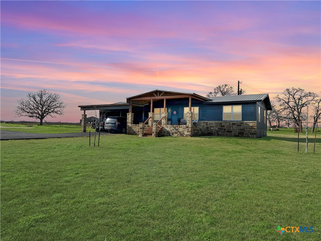 3282 E Highway 97