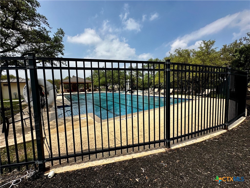5271 Comal Vista