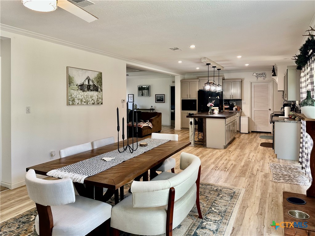 1021 Lewis Lane