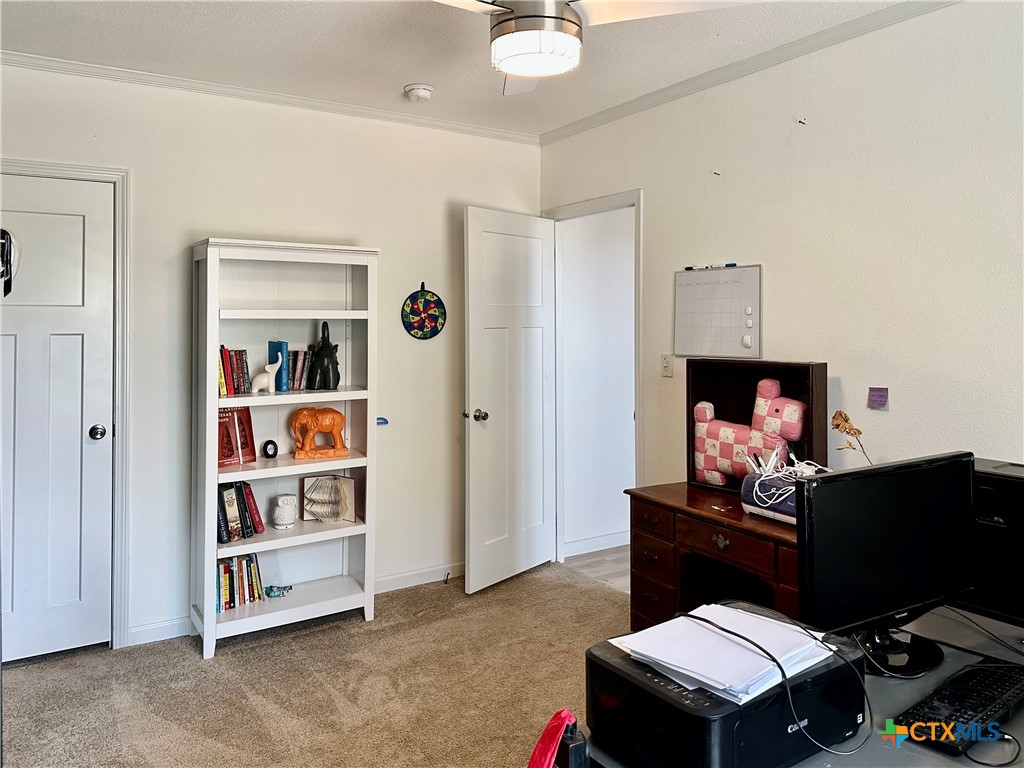 1021 Lewis Lane