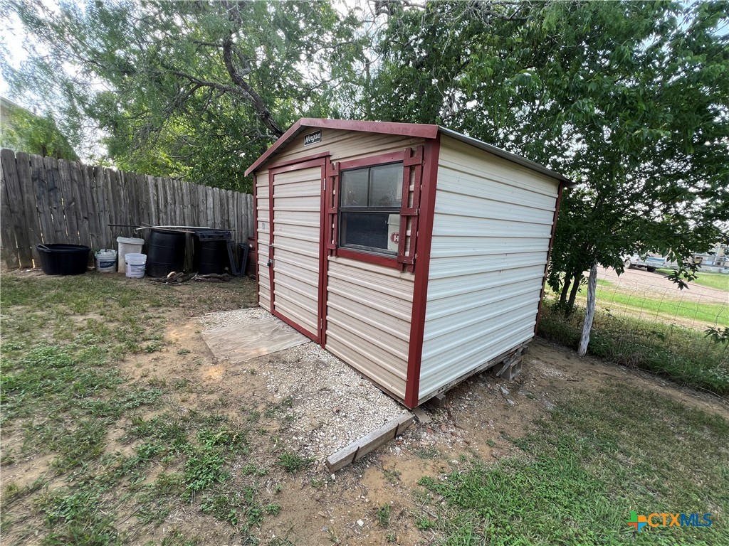 529 Guerra Ln Lane