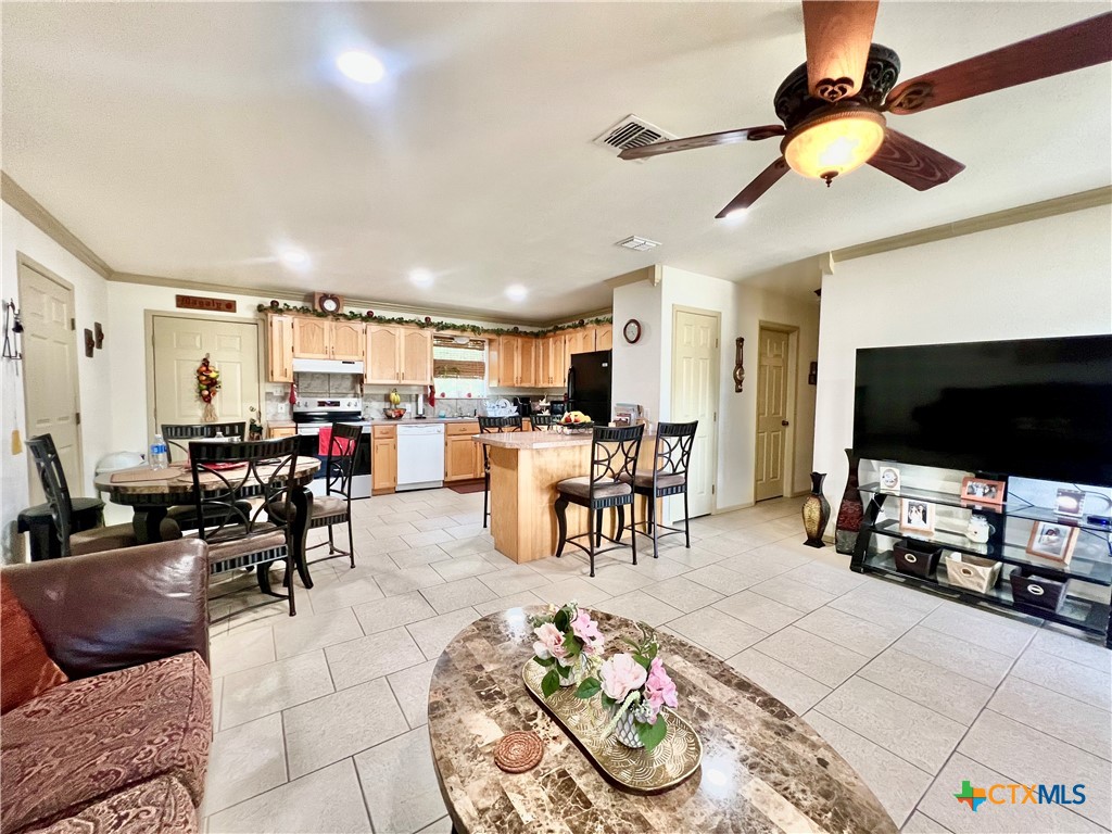529 Guerra Ln Lane