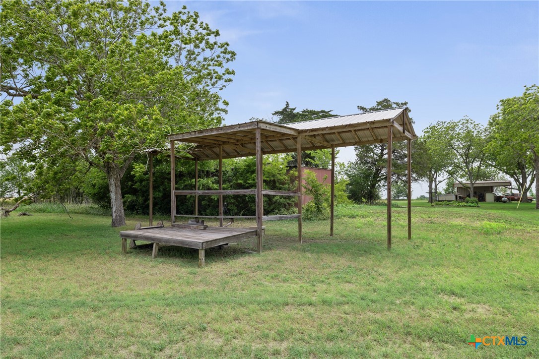 5530 US Highway 90a