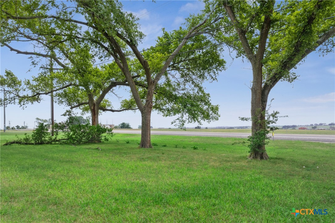5530 US Highway 90a