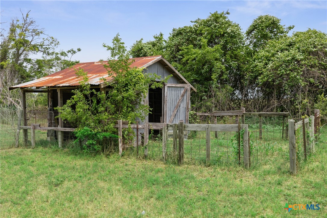 5530 US Highway 90a