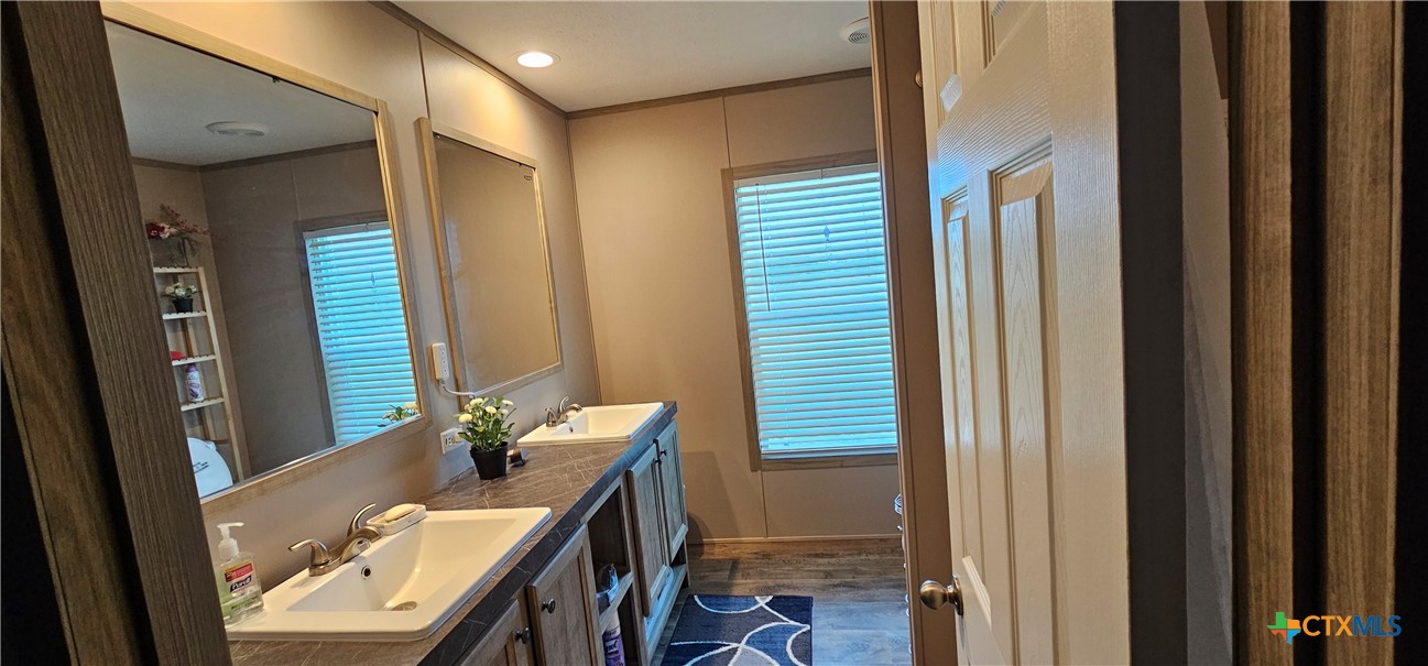 170 Private Road 3491