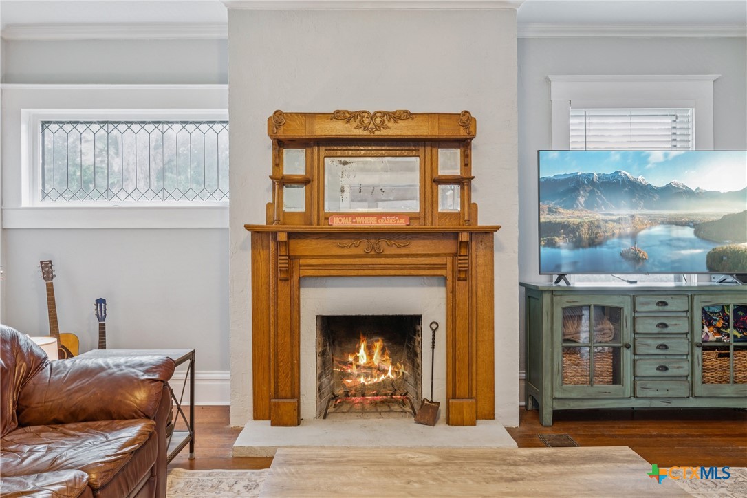 1004 Mitchell Street