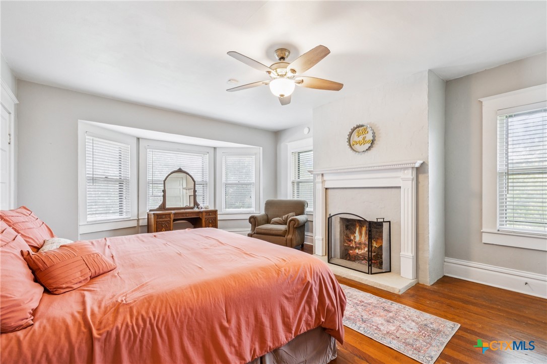 1004 Mitchell Street