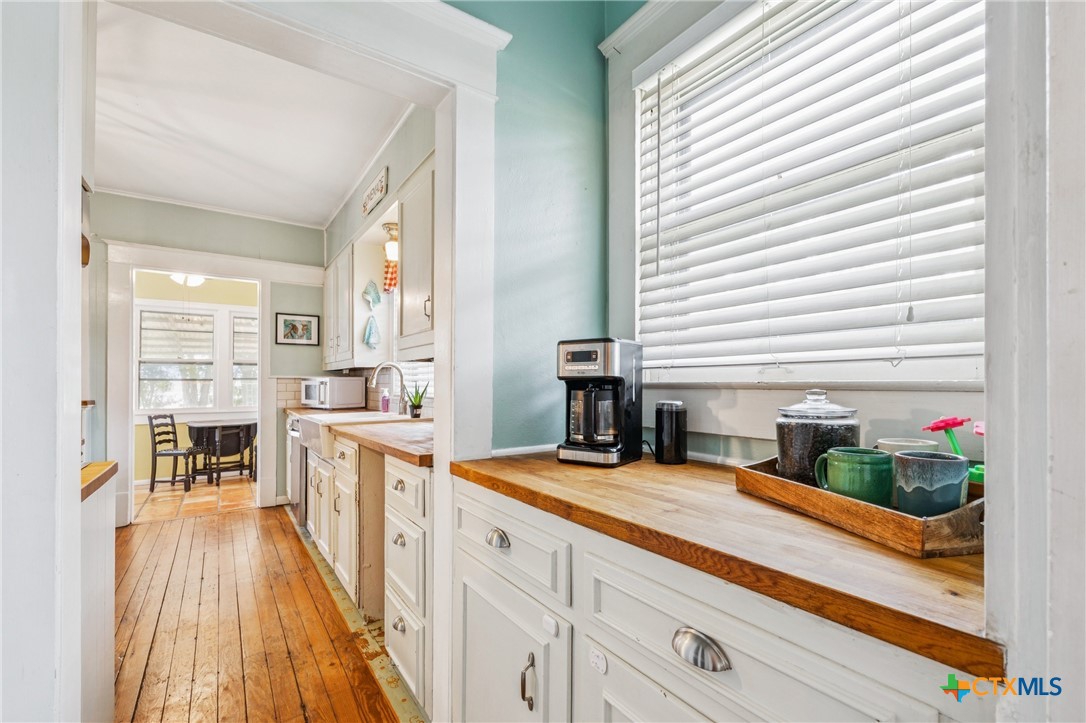 1004 Mitchell Street