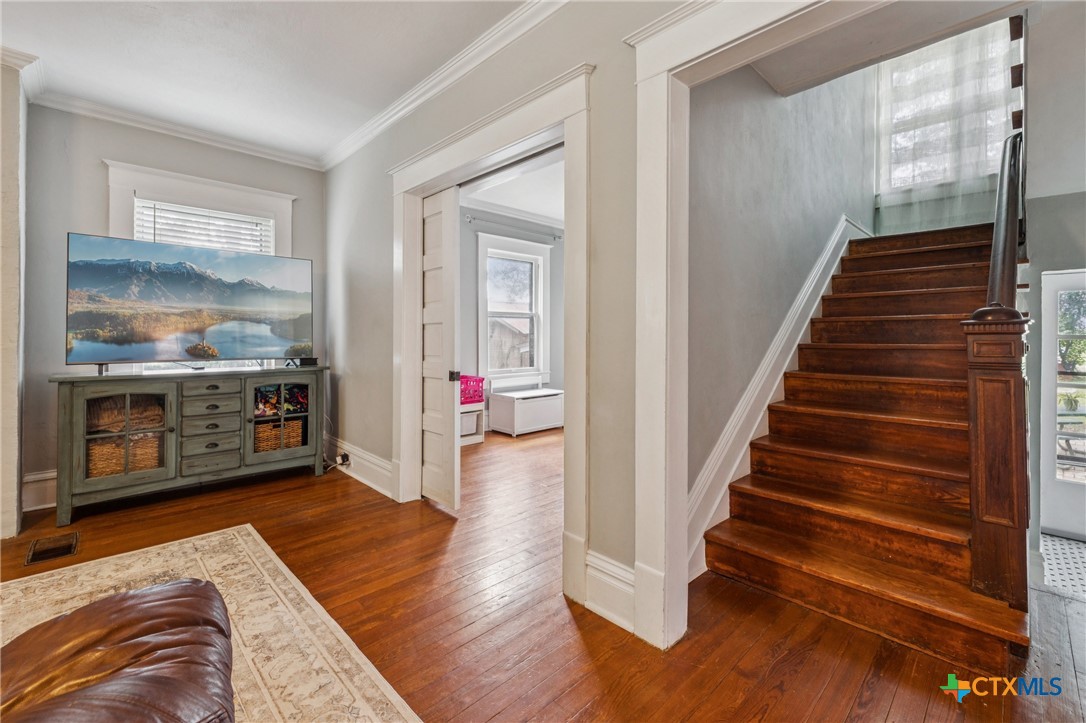 1004 Mitchell Street